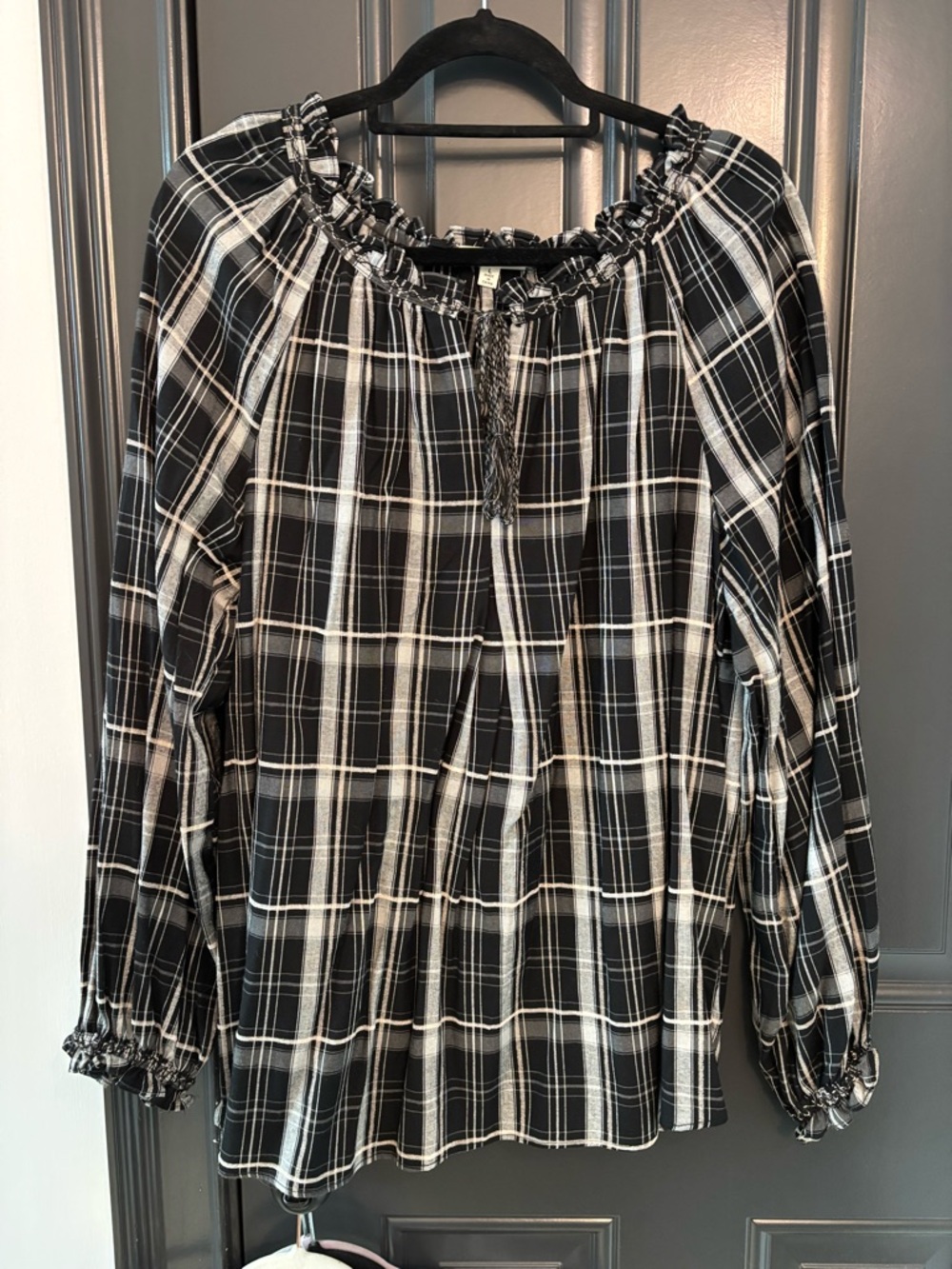 Max Studio Black & White Plaid Peasant Blouse